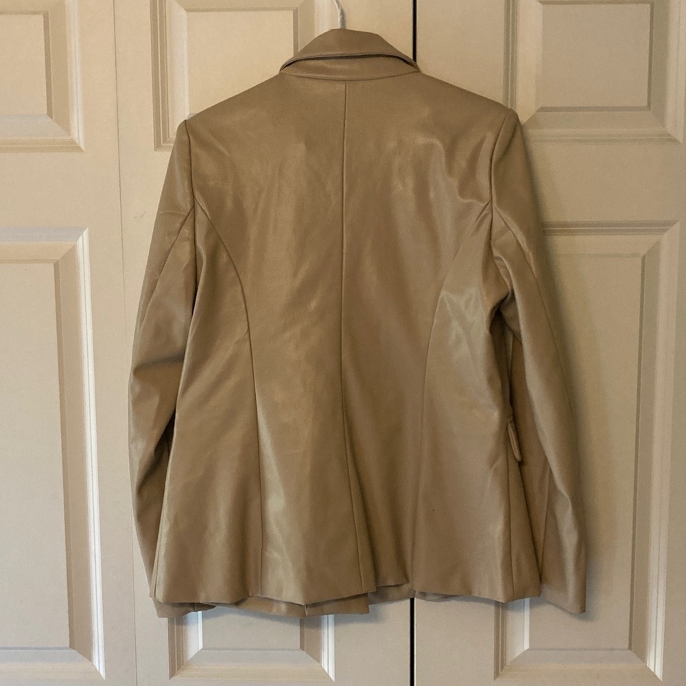 Dance & Marvel faux leather one button jacket/blazer women’s med. tan classic - Picture 2 of 10